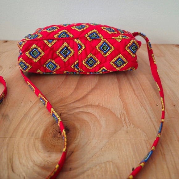 Vera Bradley Small Shoulder Crossbody Bag in Red/Blue/Yellow - Picture 5 of 8